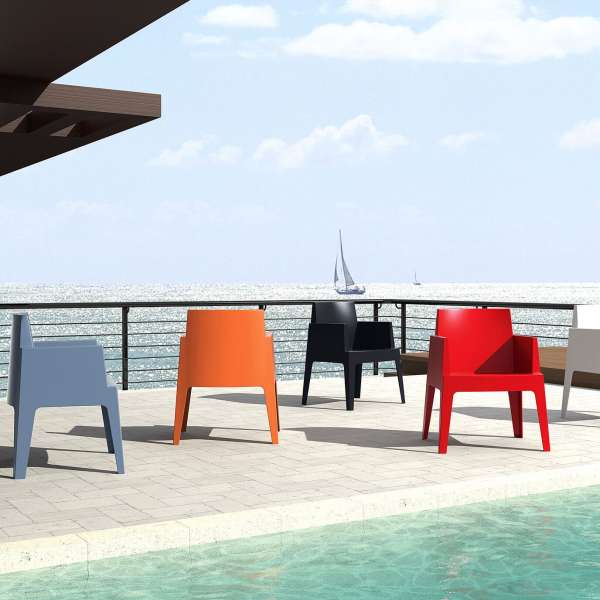 Fauteuil de terrasse moderne en polypropylène  Box  4 Pieds  tables