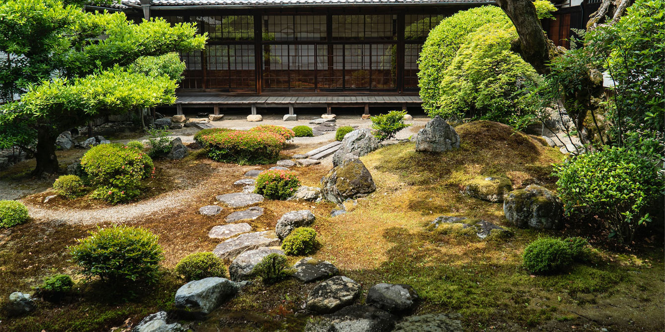 Le mini jardin japonais - sérénité et style exotique  Jardin japonais  miniature, Mini jardins, Jardin japonais