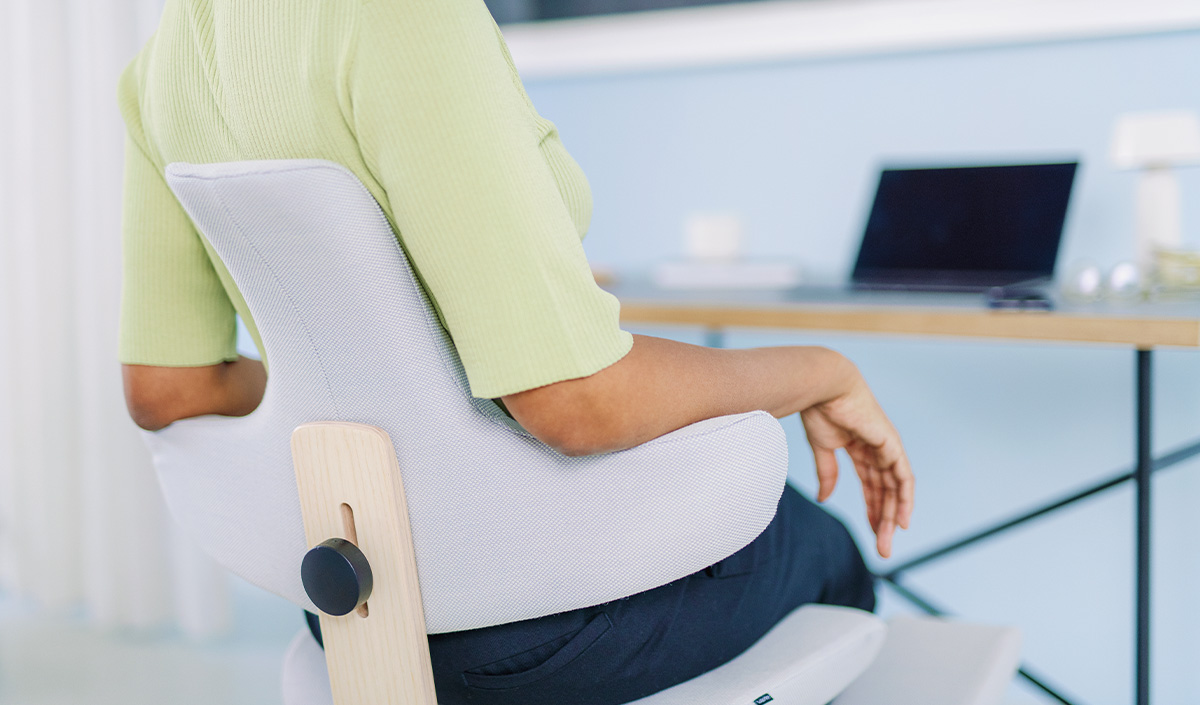 Quelle chaise de bureau choisir contre le mal de dos ? 4 Pieds déco