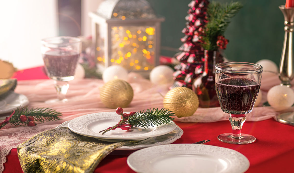 Table de Noël : 20 idées et inspirations pour décorer votre table